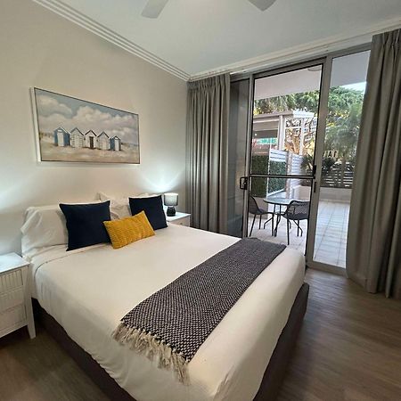 Redvue Holiday Apartments เรดคลิฟฟ์ ภายนอก รูปภาพ