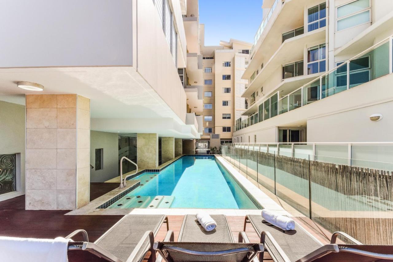 Redvue Holiday Apartments เรดคลิฟฟ์ ภายนอก รูปภาพ