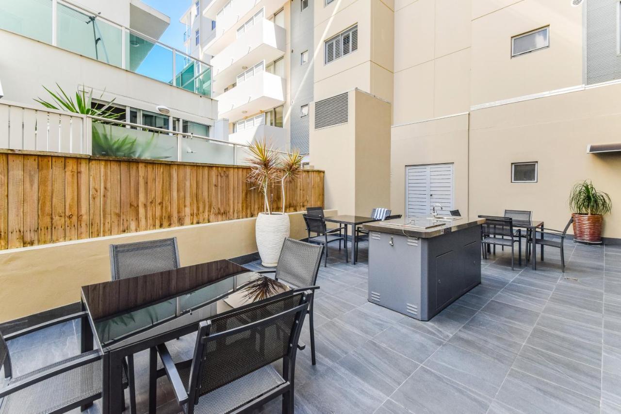 Redvue Holiday Apartments เรดคลิฟฟ์ ภายนอก รูปภาพ