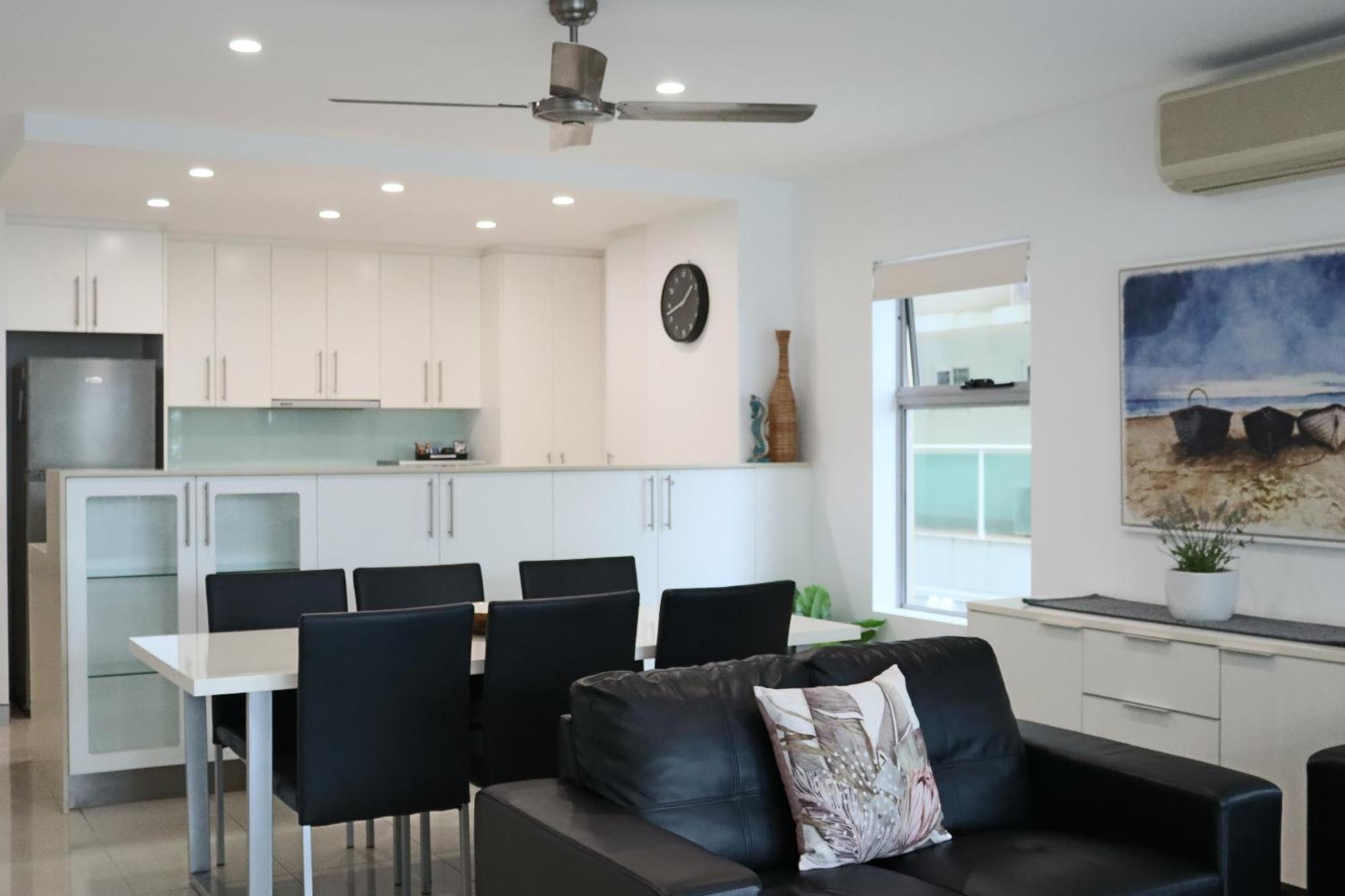 Redvue Holiday Apartments เรดคลิฟฟ์ ภายนอก รูปภาพ