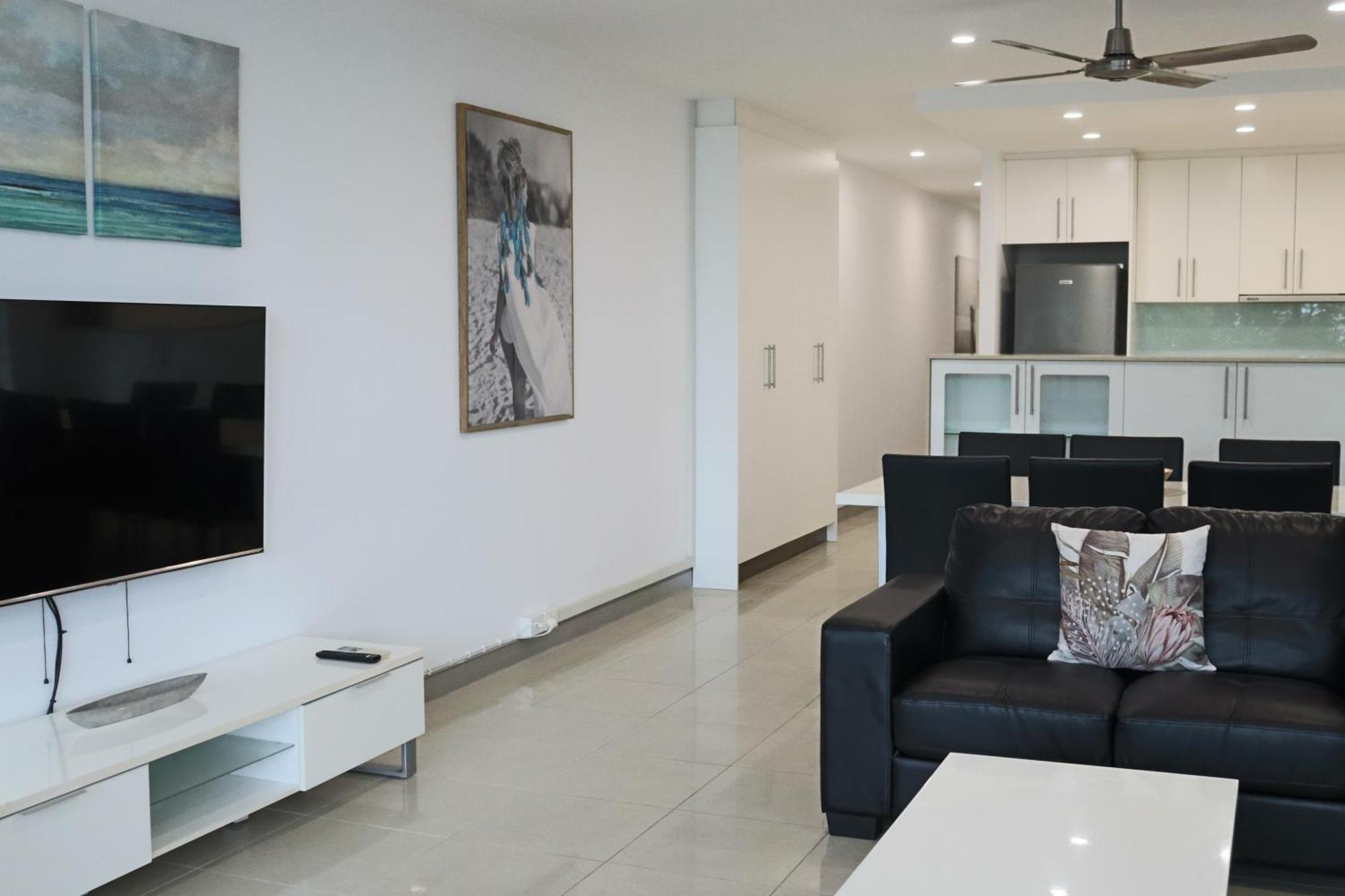 Redvue Holiday Apartments เรดคลิฟฟ์ ภายนอก รูปภาพ